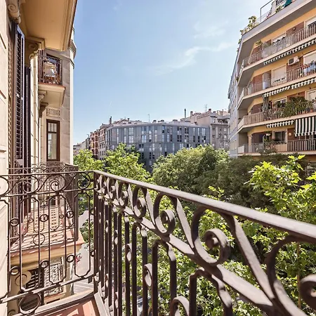 Sweett - Carrer Sepulveda Барселона